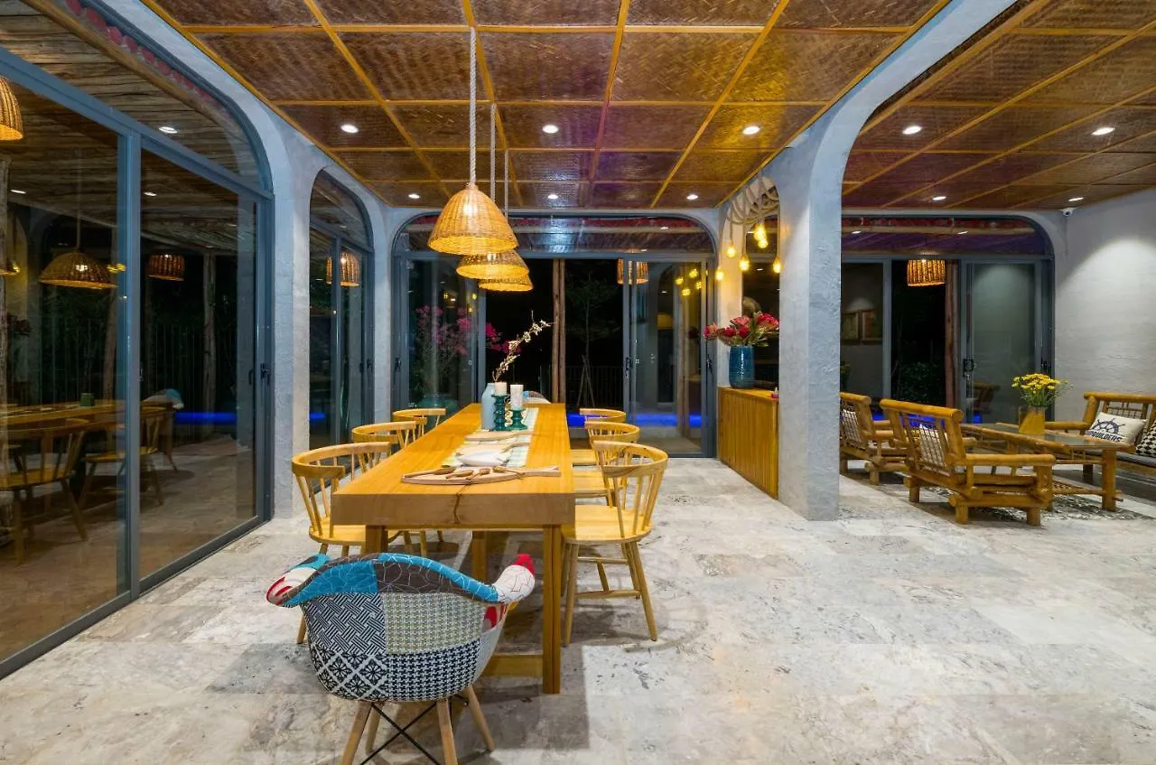 Bay Sand Villa Resort הוי אן 0*,  וייטנאם